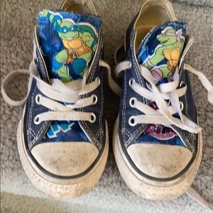 Sneakers TMNT Boys size 12
